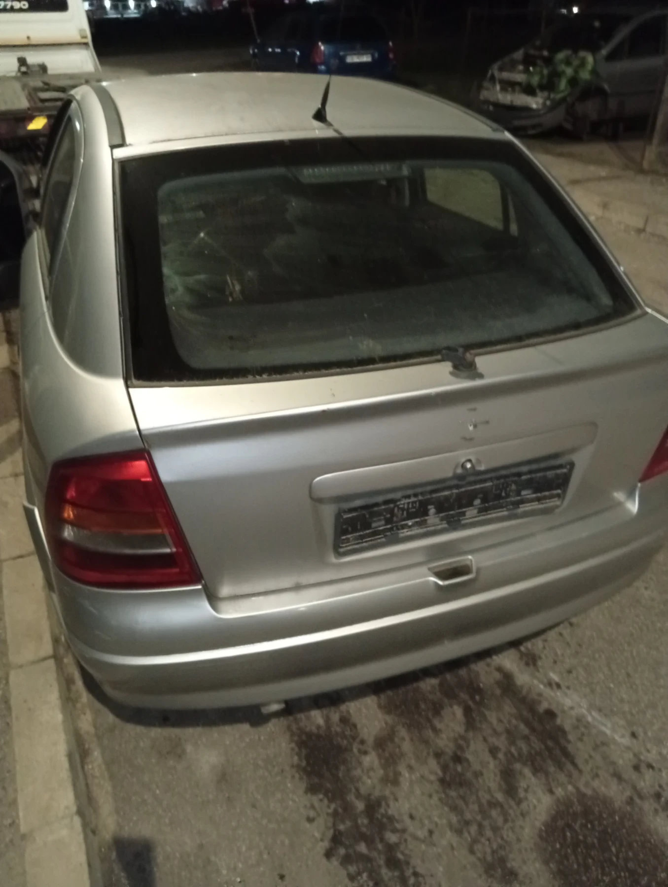 Opel Astra На части 2.0 дизел, снимка 2 - Автомобили и джипове - 53773368