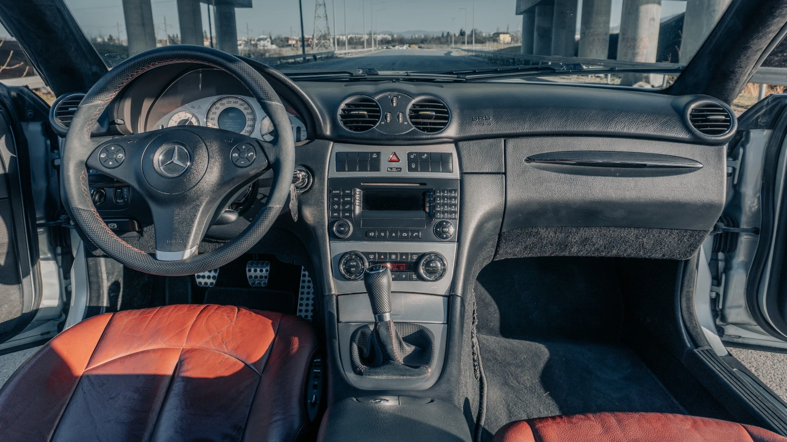 Mercedes-Benz CLK, снимка 5 - Автомобили и джипове - 53839638