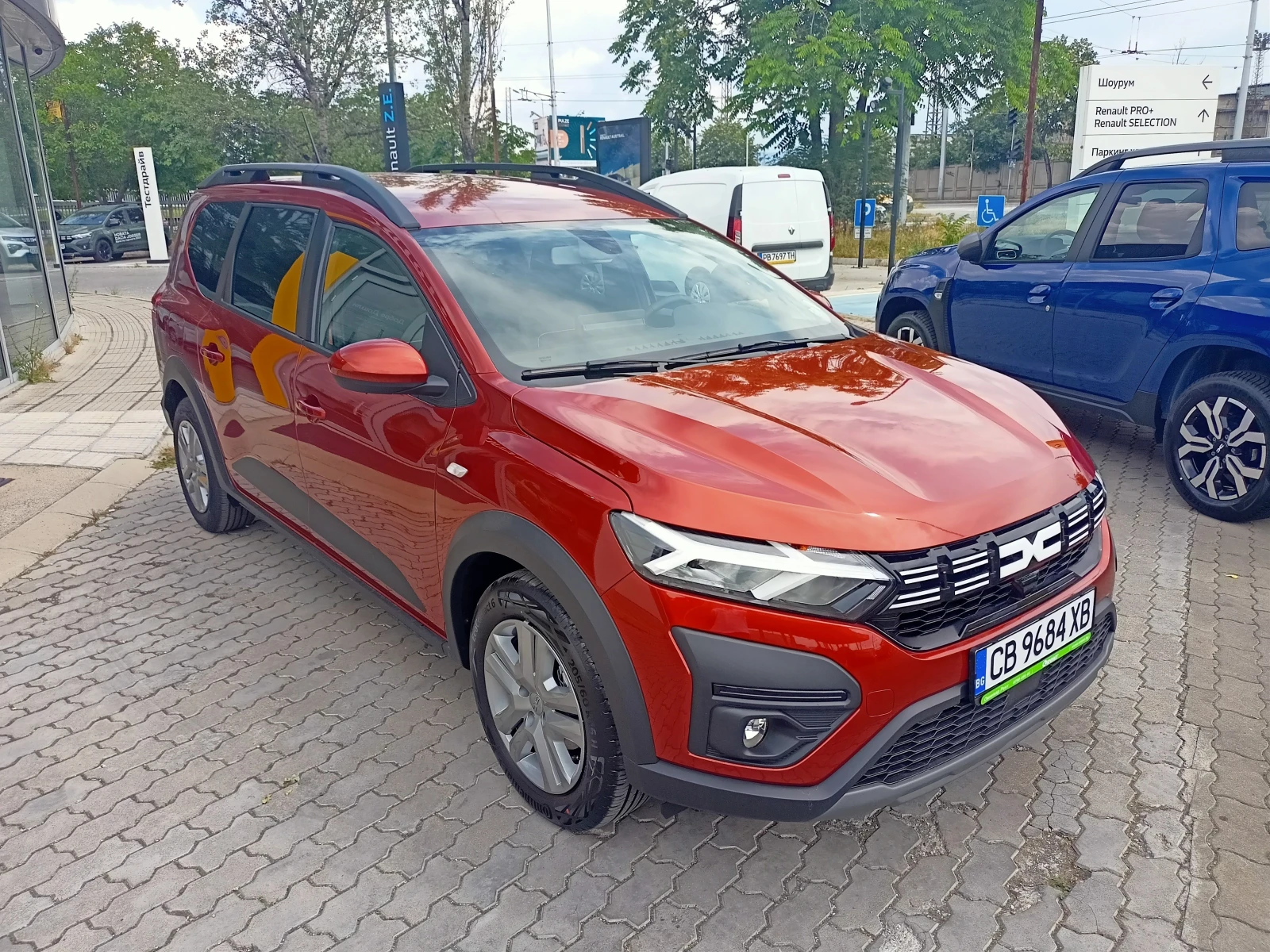 Dacia Jogger 1190Евро за получаване, 1.0TCe EcoG 6+ 1м ГАЗ, снимка 3 - Автомобили и джипове - 53993544