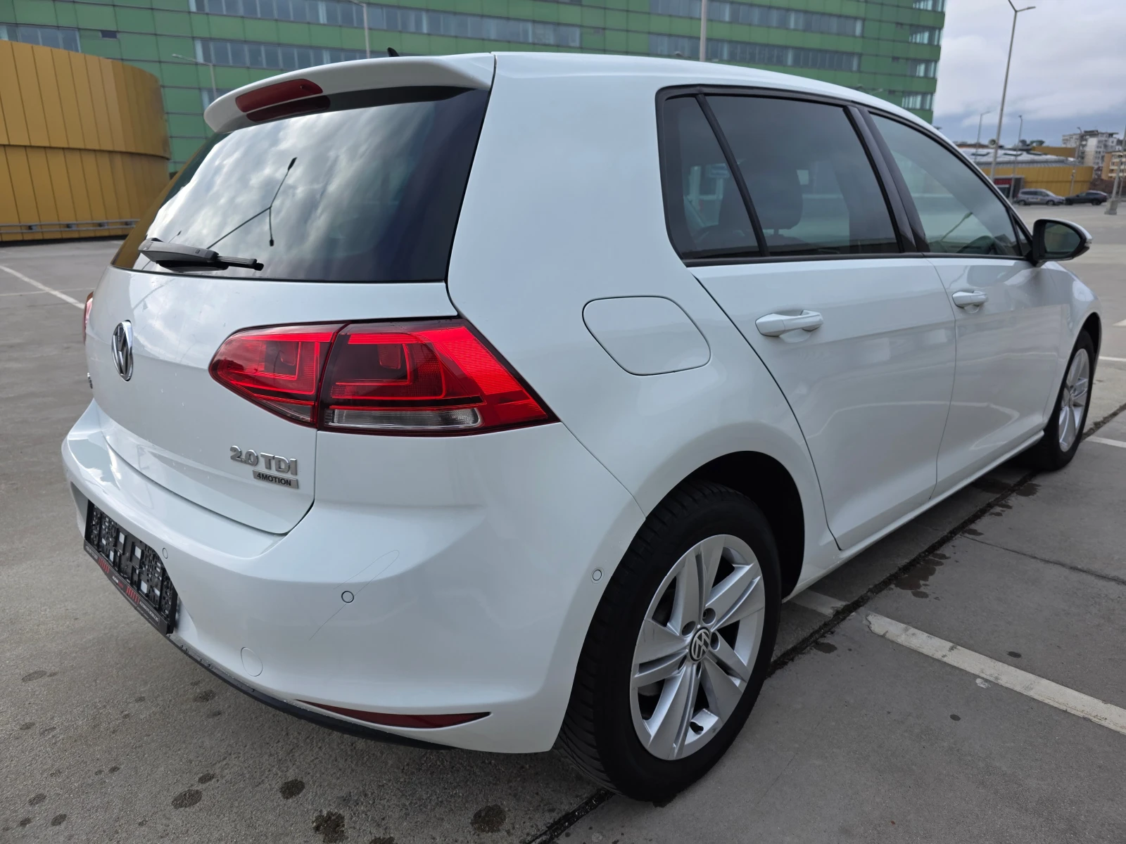 VW Golf VII-2.0 TDI-150 hp-4MOTION, снимка 5 - Автомобили и джипове - 54036154