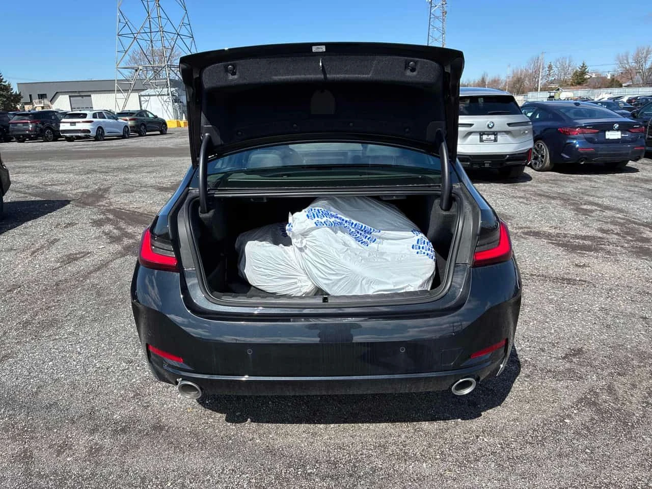 BMW 330 * 330i xDrive * CARFAX * ���� �� �� | Mobile.bg � ����������� 15