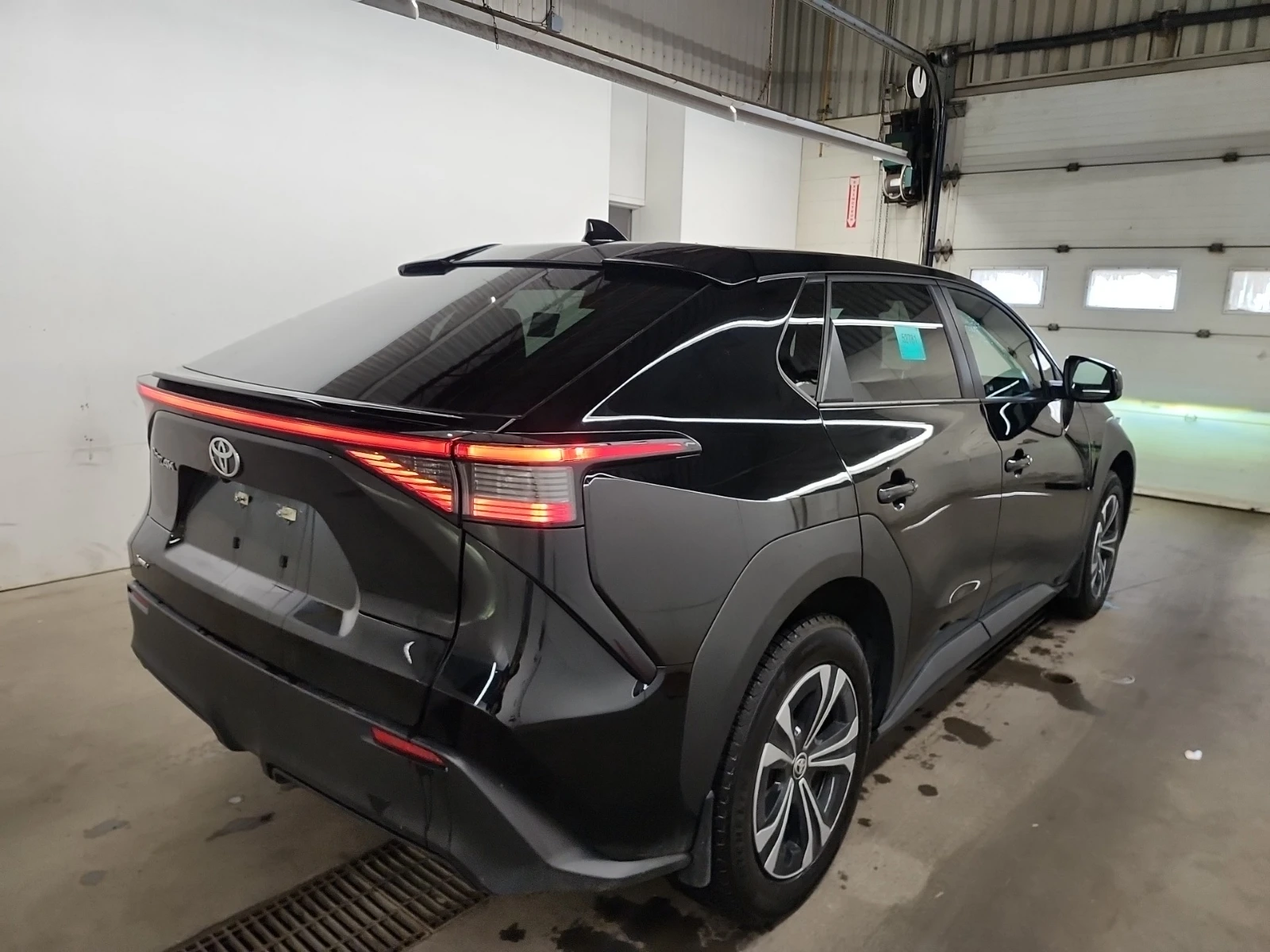 Toyota bZ4X LE | Mobile.bg � ����������� 5