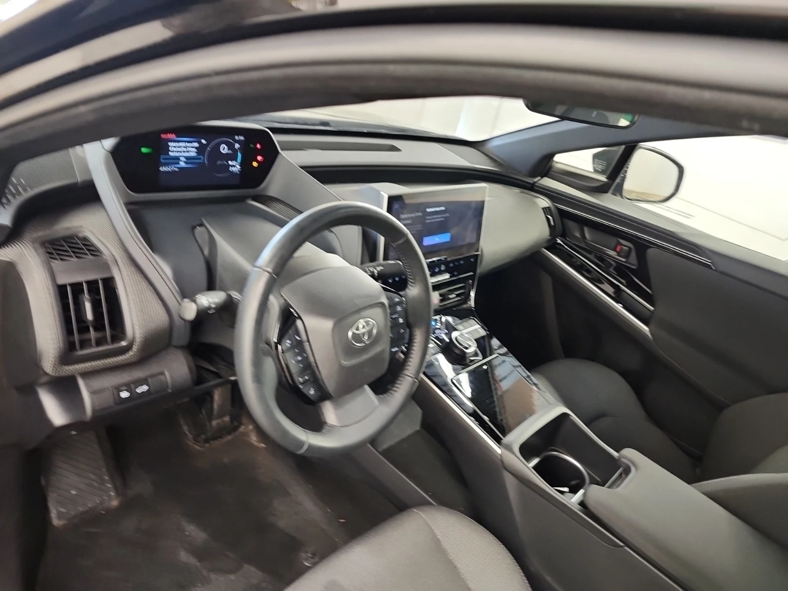 Toyota bZ4X LE | Mobile.bg � ����������� 10