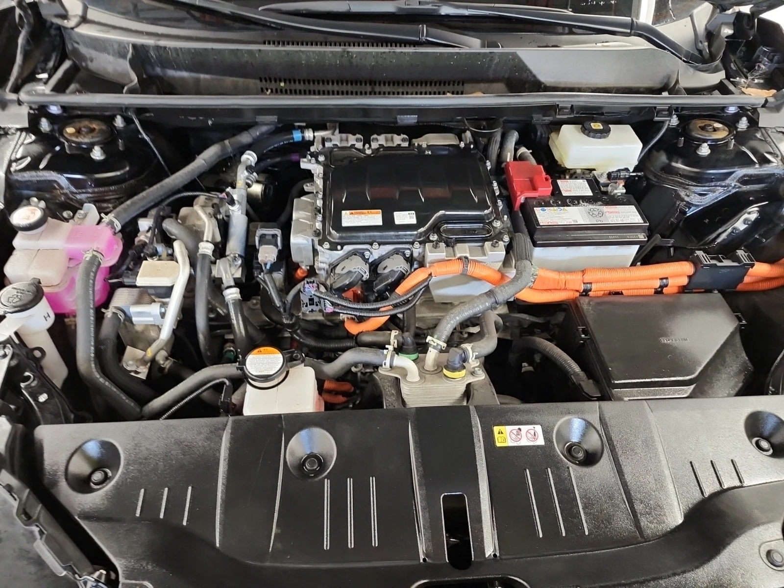 Toyota bZ4X LE | Mobile.bg � ����������� 16