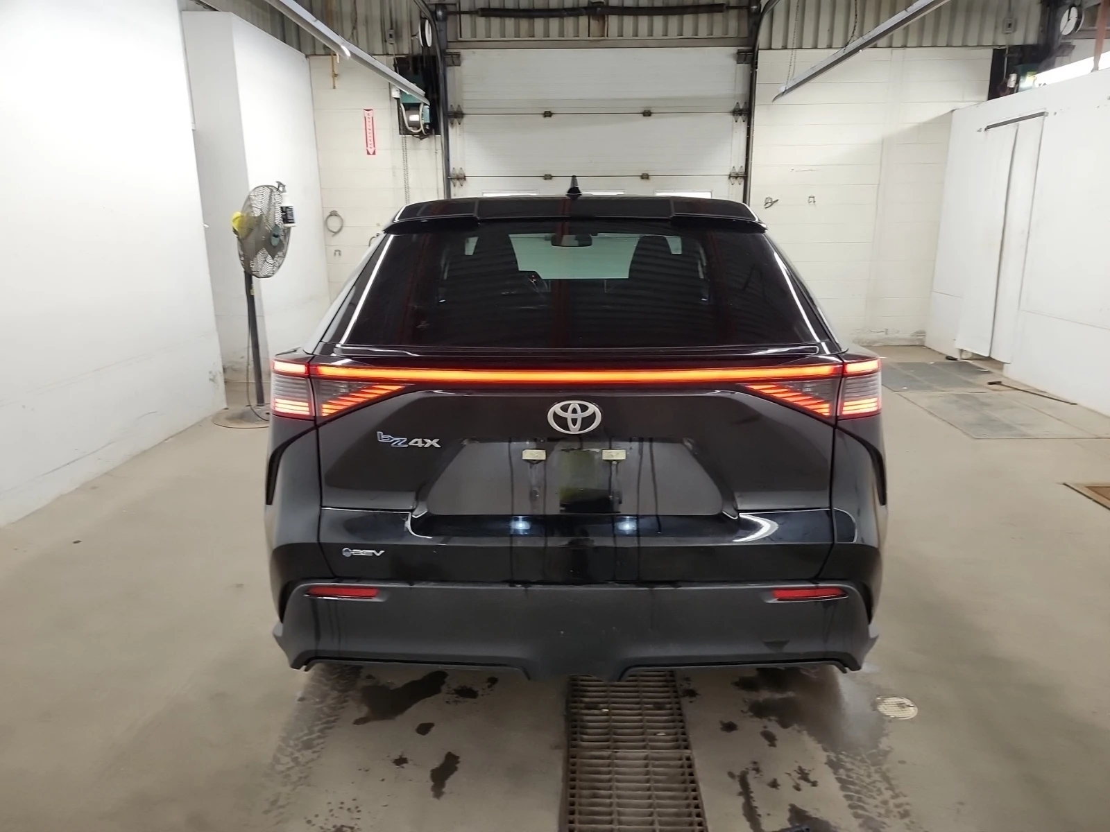 Toyota bZ4X LE | Mobile.bg � ����������� 7
