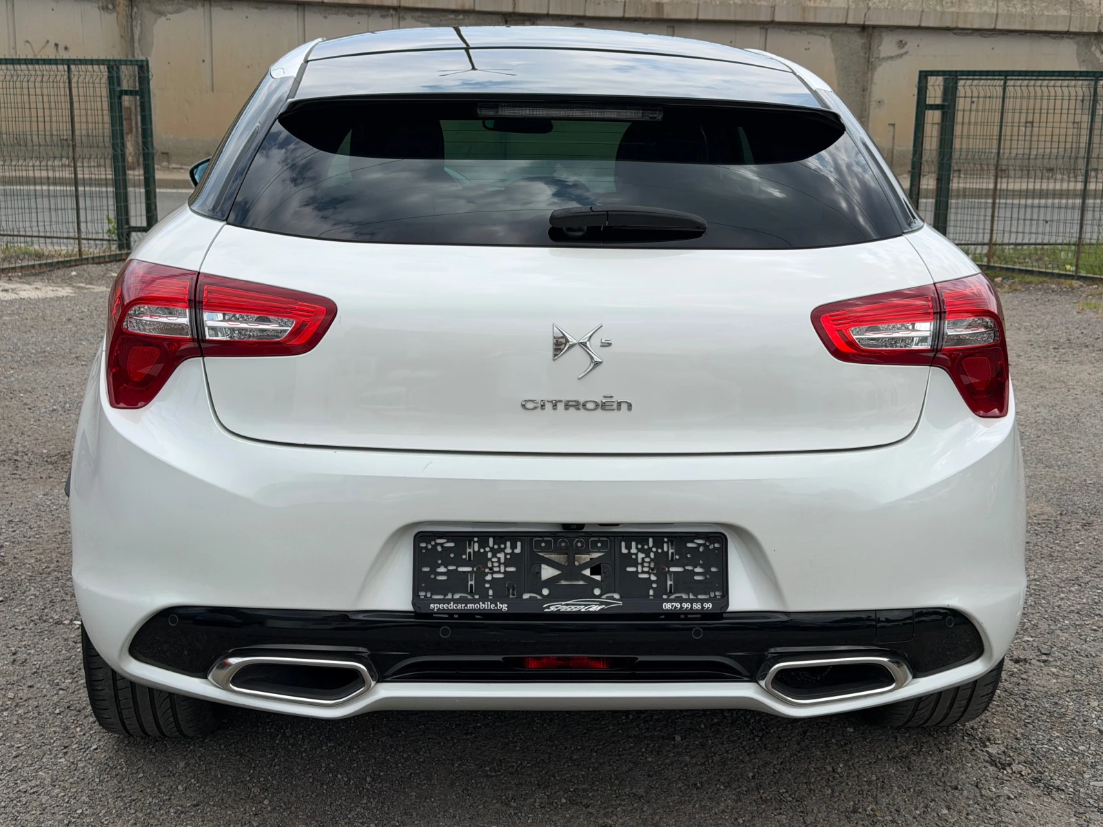 Citroen DS5 2.0HDI-ПАНОРАМА-АВТОМАТ-НАВИГАЦИЯ-КАМЕРА-КОЖА* , снимка 6 - Автомобили и джипове - 55067875
