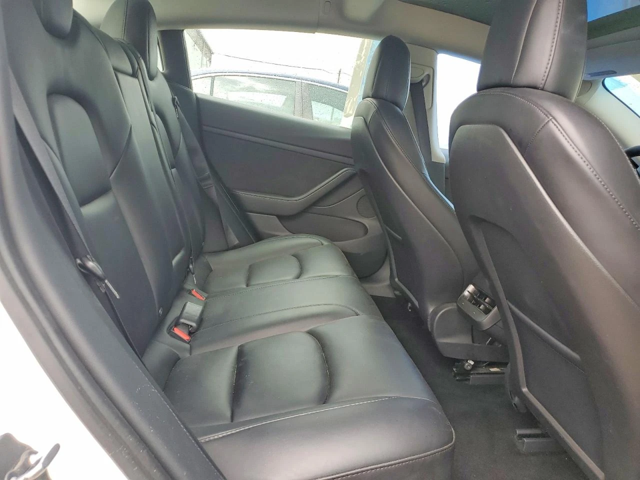 Tesla Model 3, снимка 10 - Автомобили и джипове - 55272137