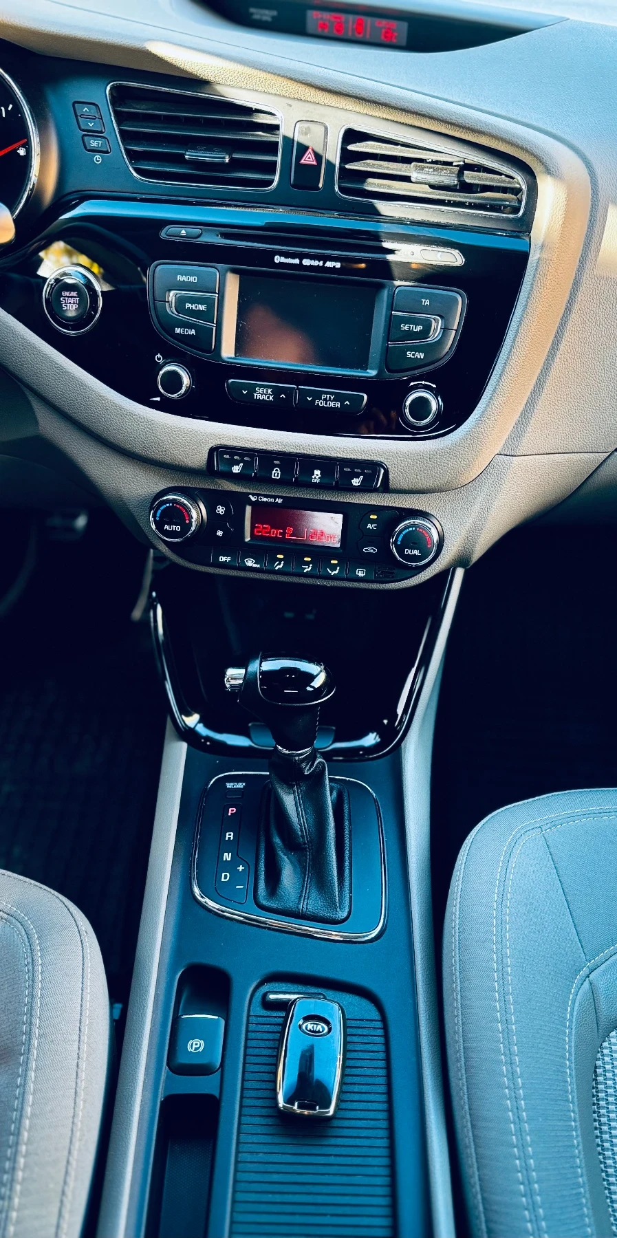 Kia Ceed 1.6 GDI, снимка 8 - Автомобили и джипове - 55317280