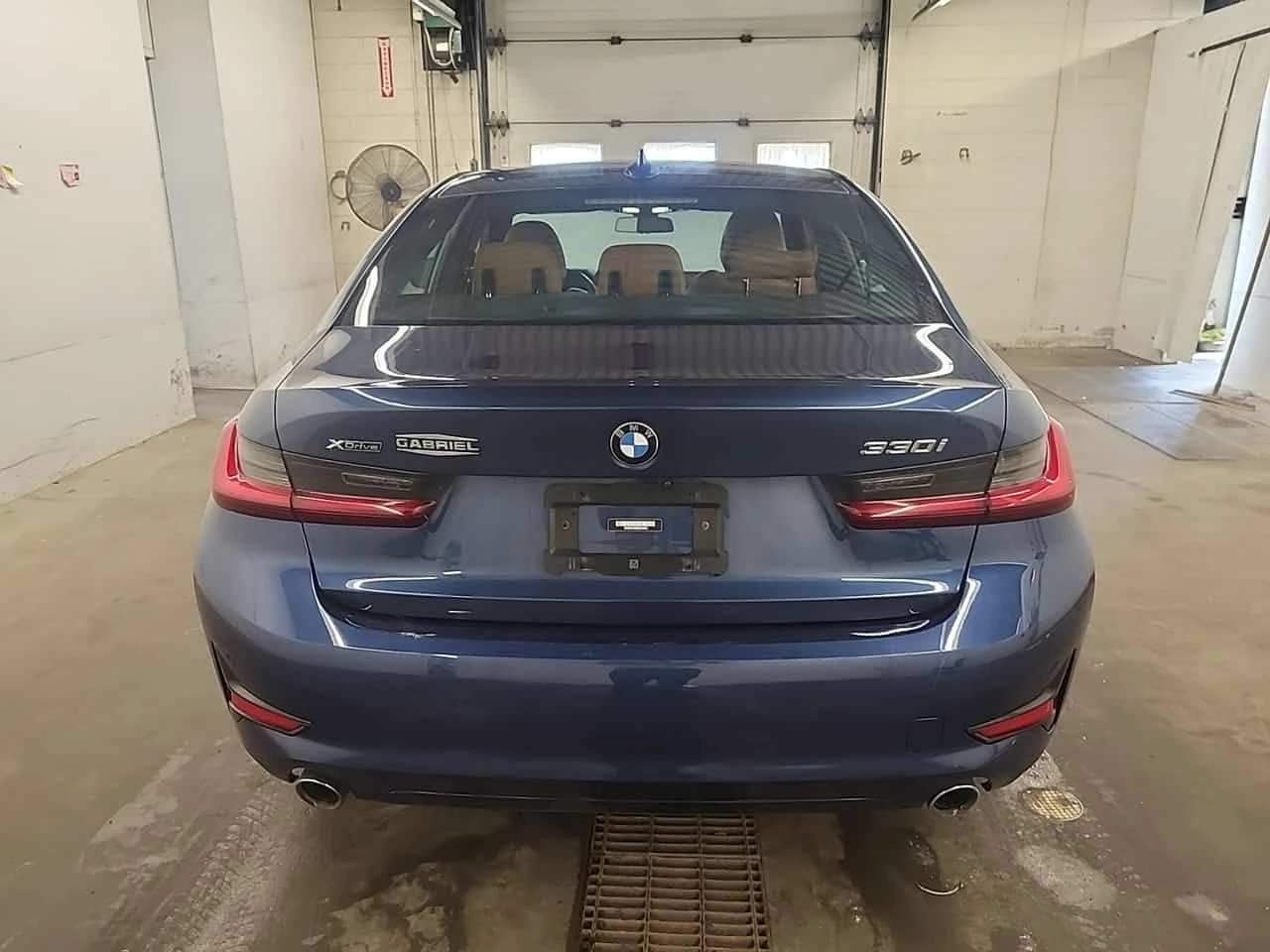 BMW 330 * 330I XDRIVE * АВТОКРЕДИТ БЕЗ ПЪРВОНАЧАЛНА ВНОСКА, снимка 17 - Автомобили и джипове - 55592354