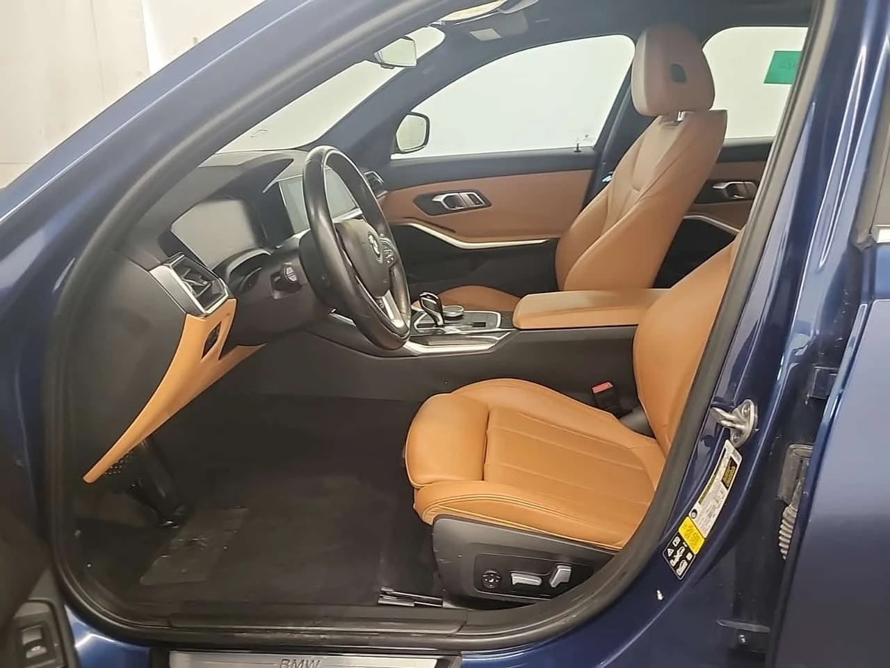 BMW 330 * 330I XDRIVE * АВТОКРЕДИТ БЕЗ ПЪРВОНАЧАЛНА ВНОСКА, снимка 5 - Автомобили и джипове - 55592354