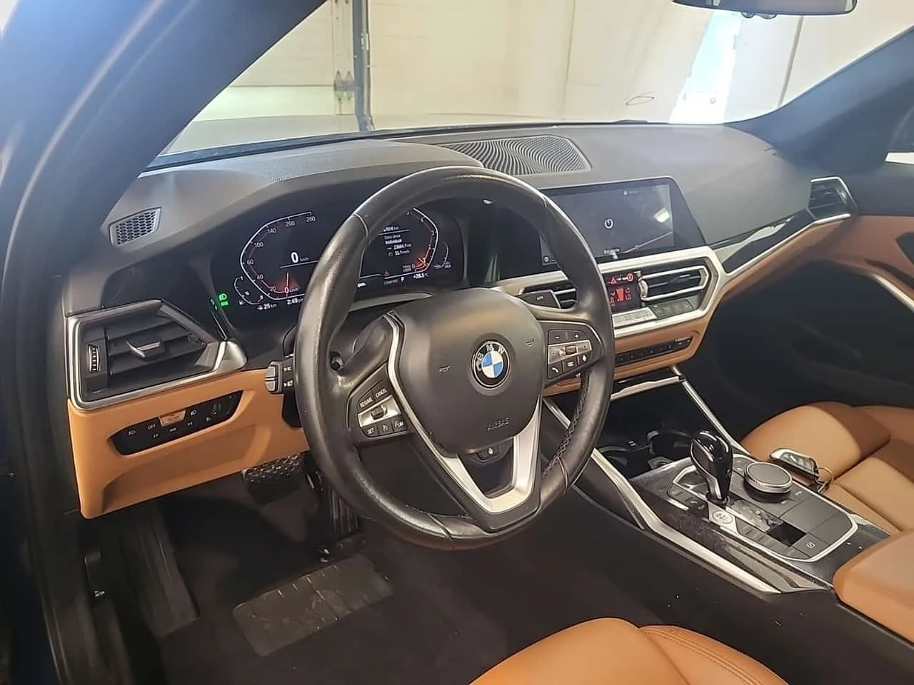 BMW 330 * 330I XDRIVE * АВТОКРЕДИТ БЕЗ ПЪРВОНАЧАЛНА ВНОСКА, снимка 10 - Автомобили и джипове - 55592354