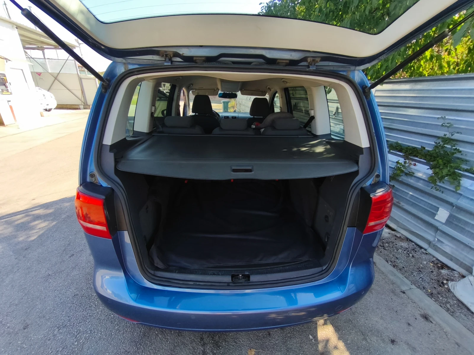VW Touran 1, 4 TSI Metan, снимка 7 - Автомобили и джипове - 55890443