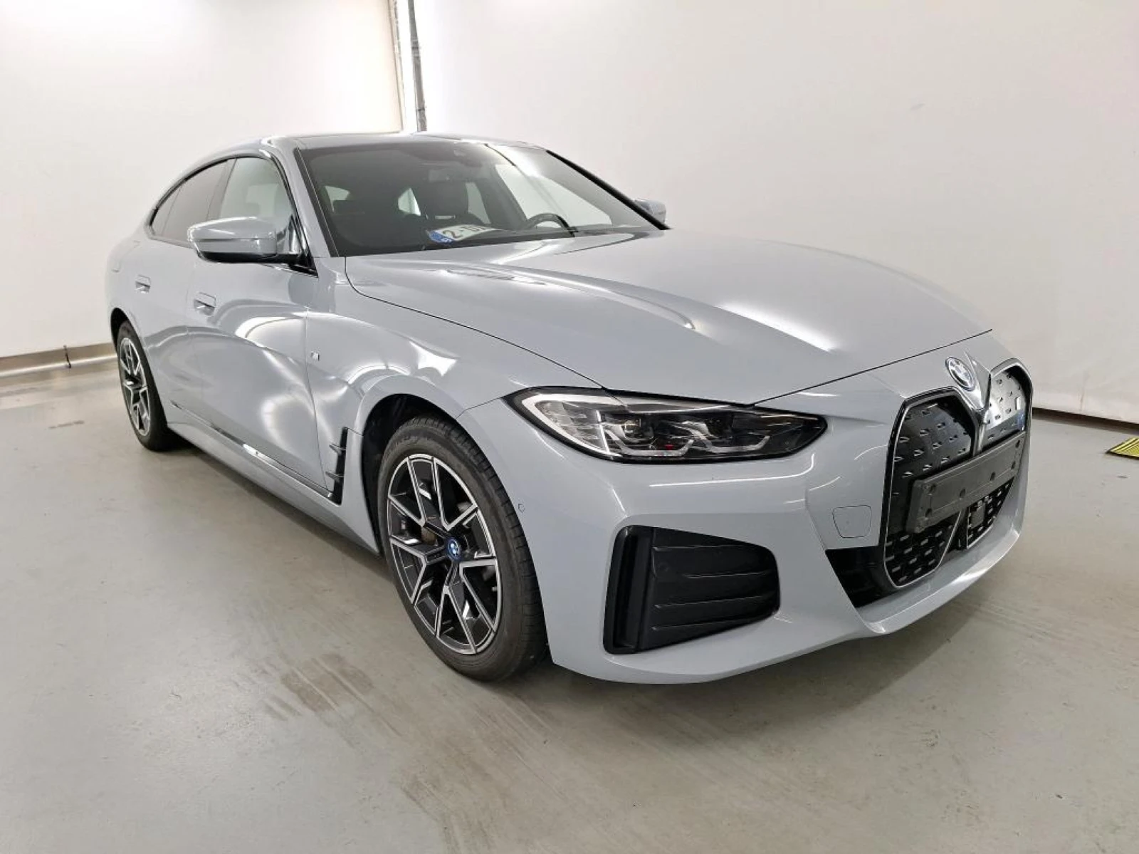 BMW i4 35 M Sport 286 к.с 