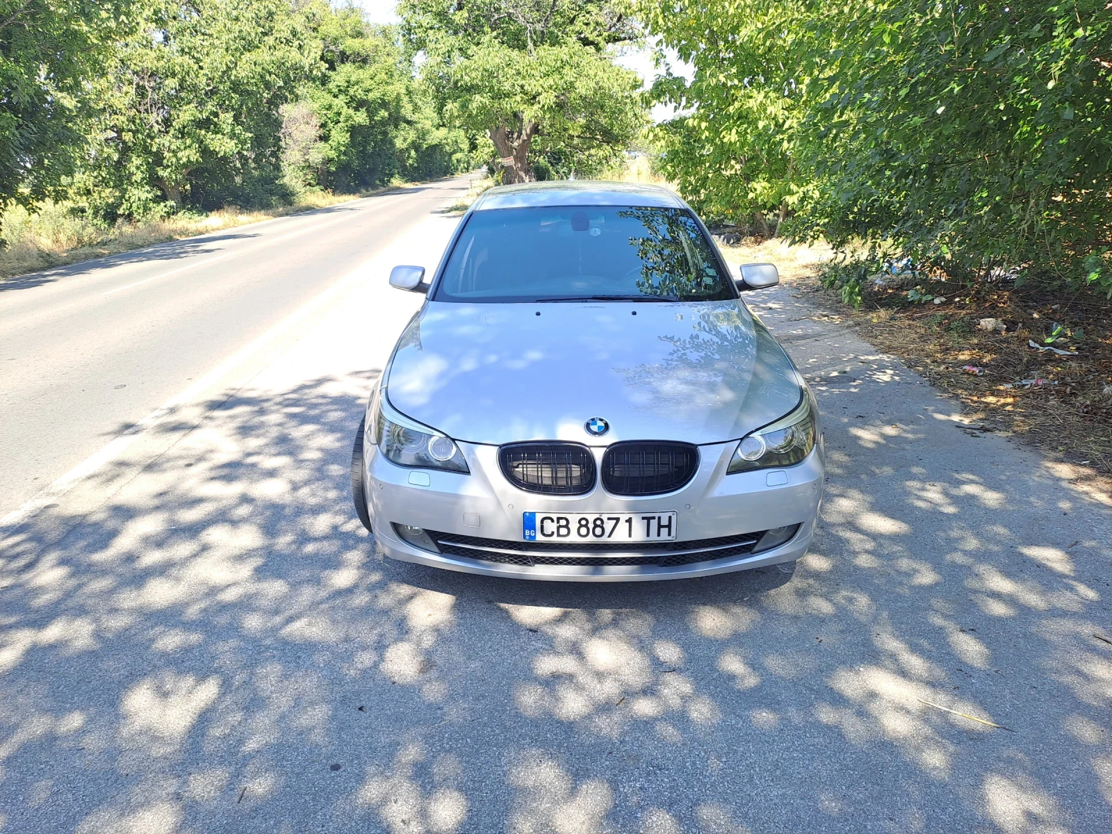 BMW 525 Перфектно Техническо състояние , снимка 14 - Автомобили и джипове - 55981786