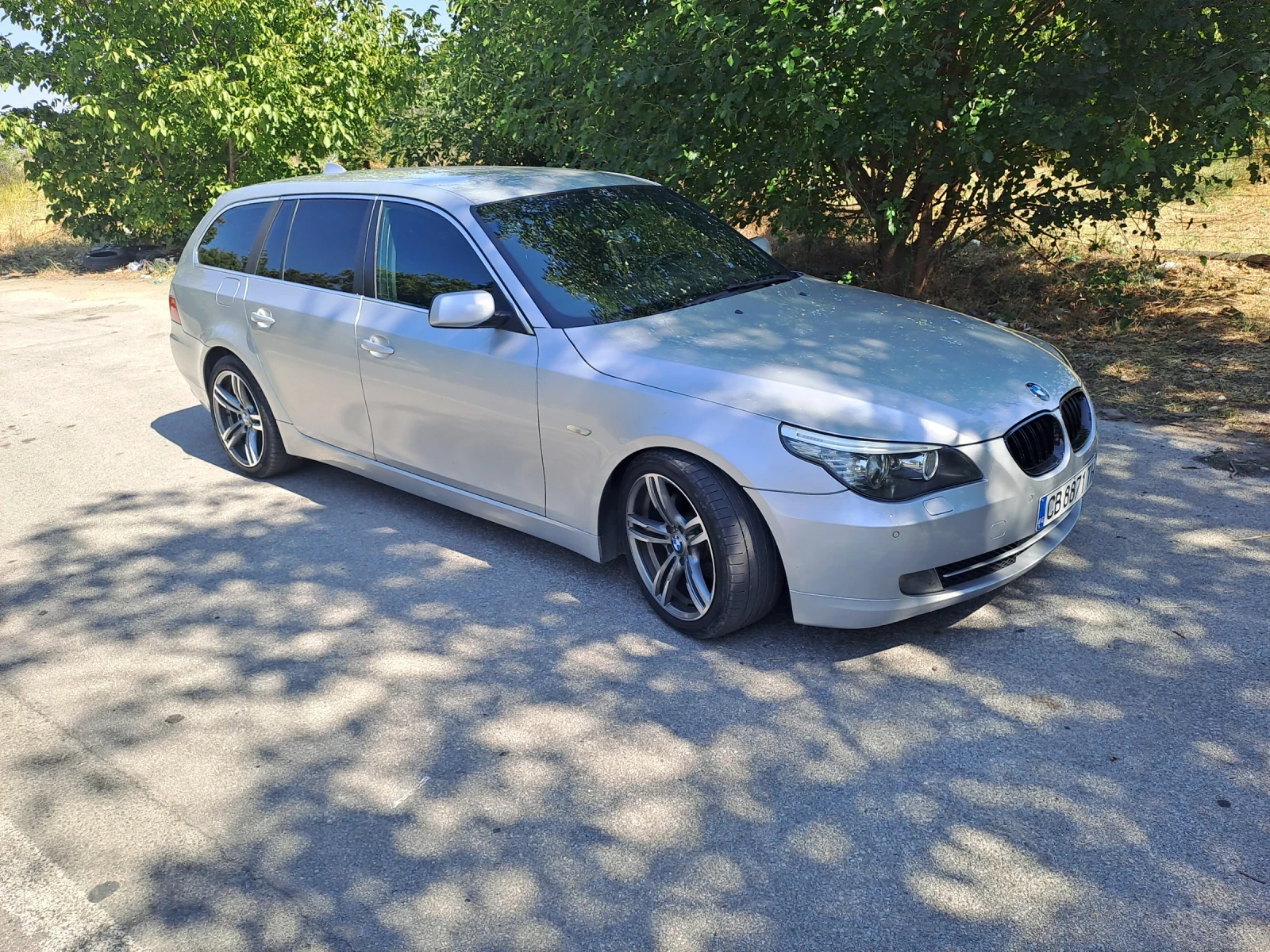 BMW 525 Перфектно Техническо състояние , снимка 15 - Автомобили и джипове - 55981786