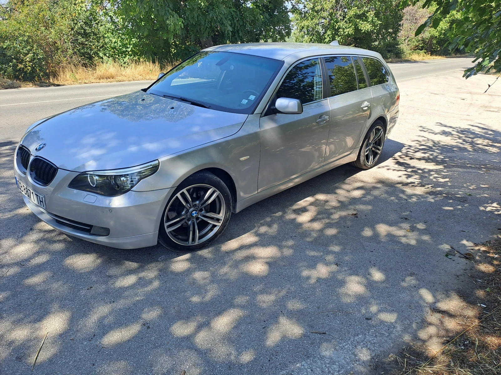 BMW 525 Перфектно Техническо състояние , снимка 3 - Автомобили и джипове - 55981786