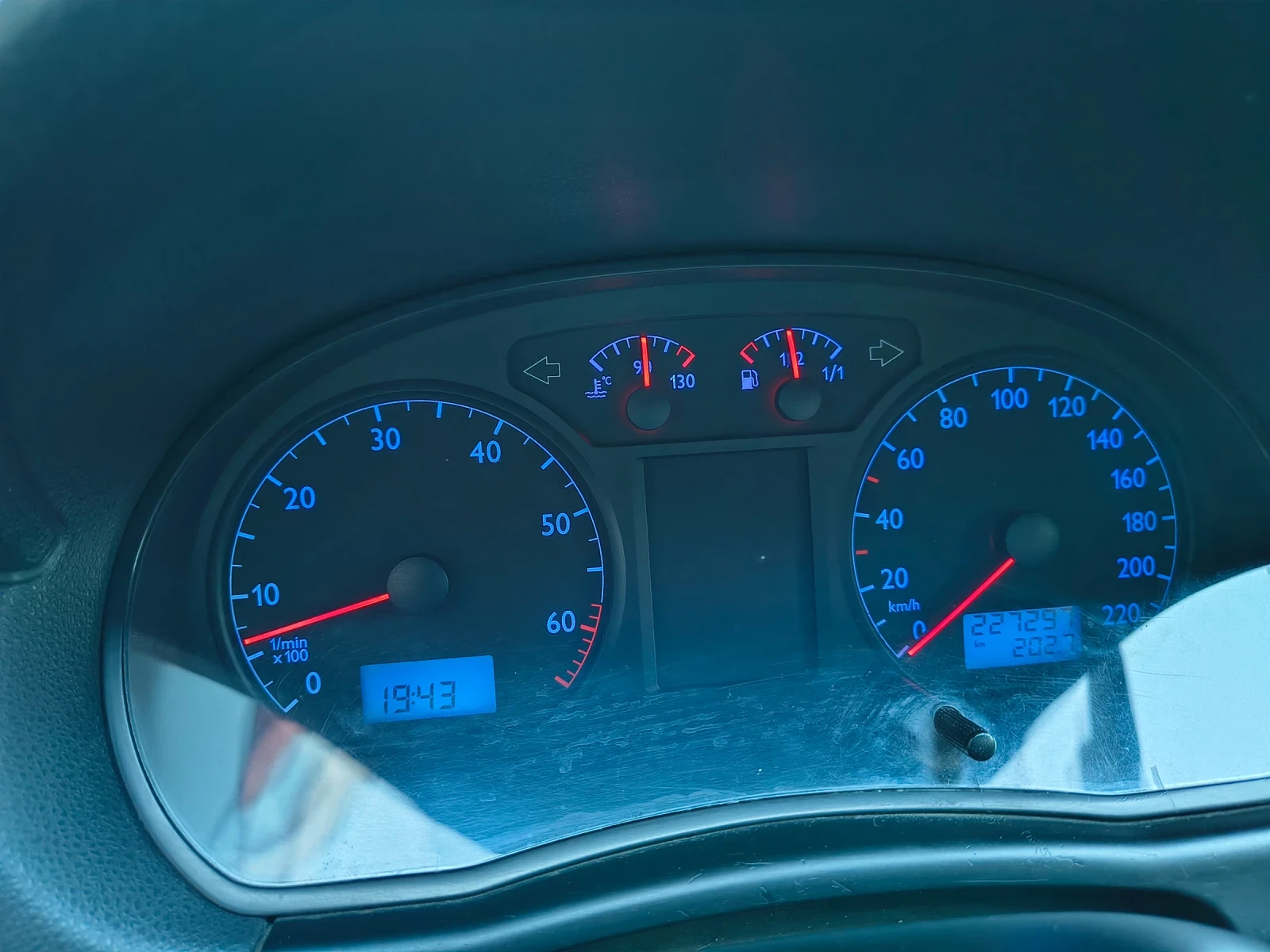 VW Polo, снимка 11 - Автомобили и джипове - 56073601
