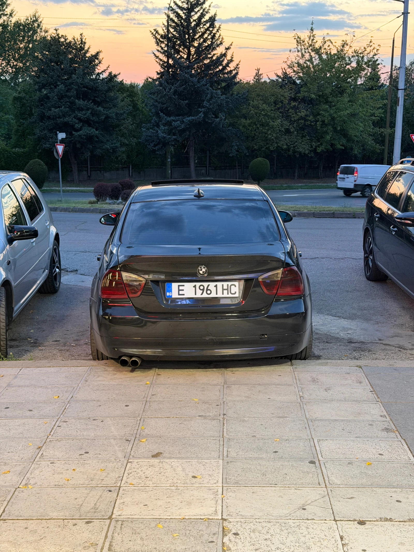 BMW 320, снимка 5 - Автомобили и джипове - 56167058