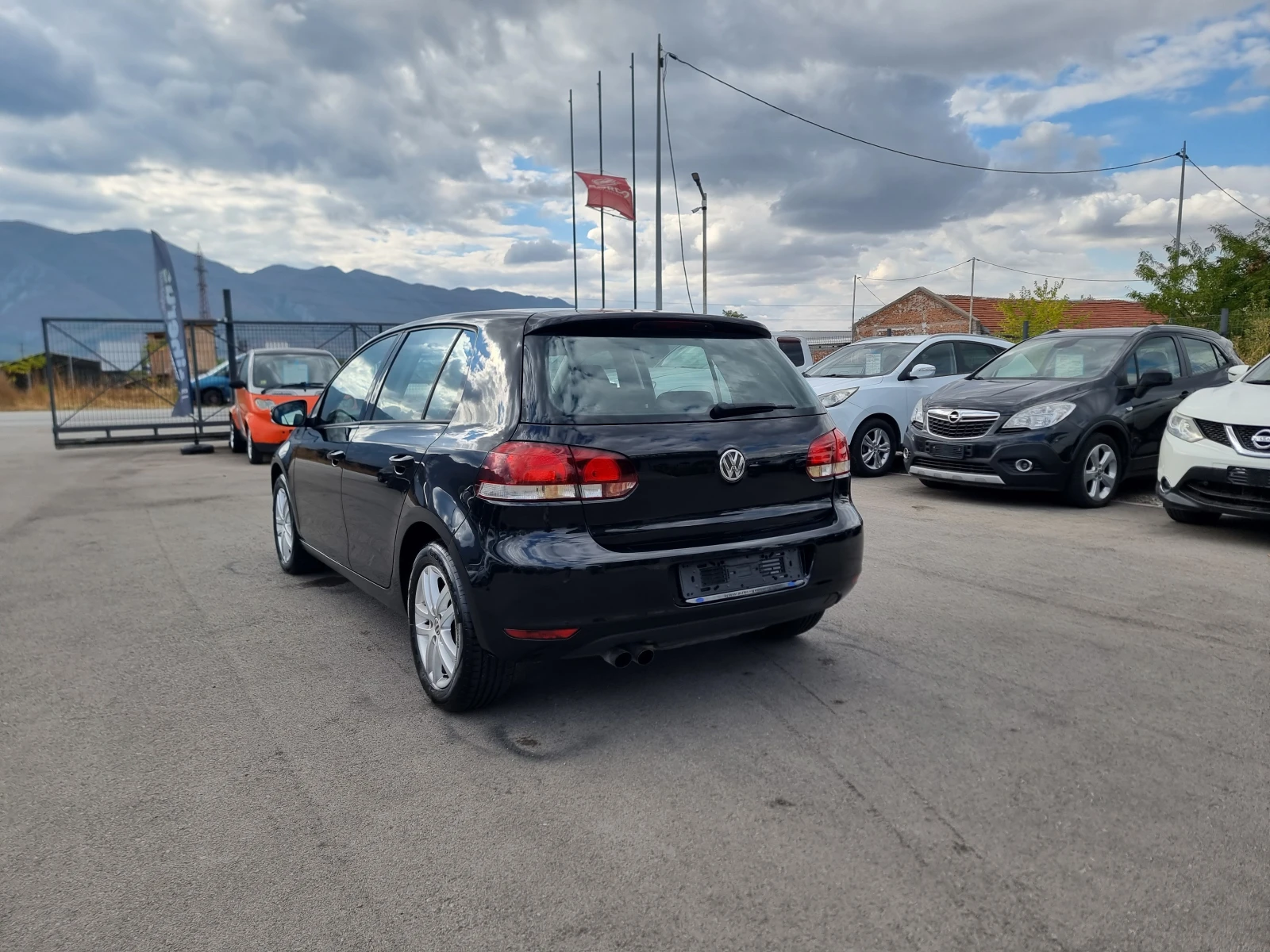 VW Golf 2.0TDI, снимка 5 - Автомобили и джипове - 56205130
