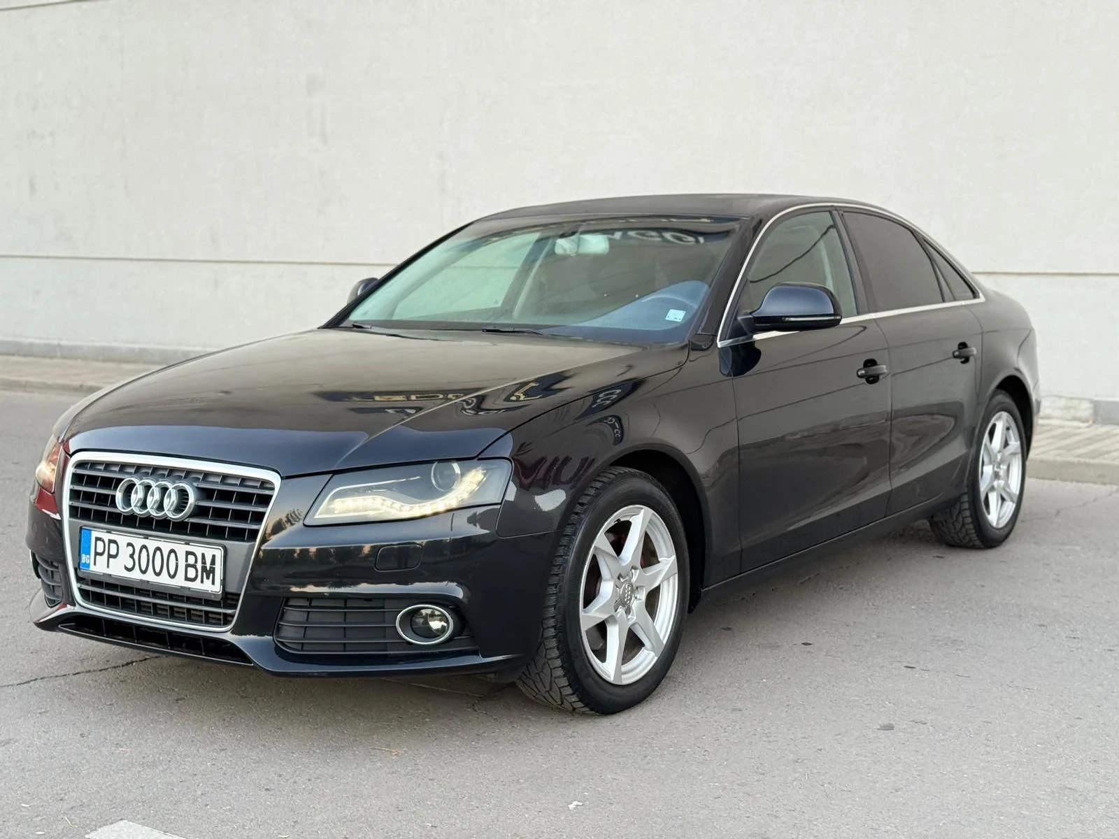 Audi A4 B8/2.0TDI/140кс/ОБСЛУЖЕН/ВСИЧКО ПЛАТЕНО , снимка 5 - Автомобили и джипове - 56333206