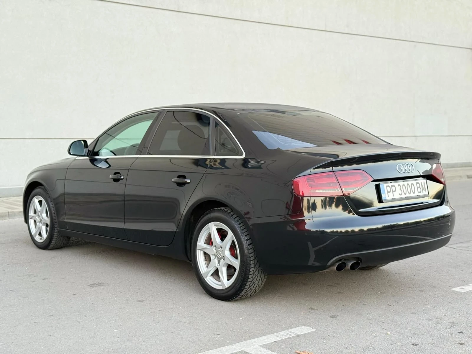 Audi A4 B8/2.0TDI/140кс/ОБСЛУЖЕН/ВСИЧКО ПЛАТЕНО , снимка 4 - Автомобили и джипове - 56333206