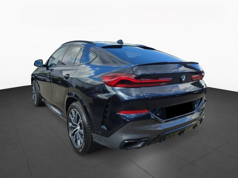 BMW X6 30d/ xDrive/ M-SPORT/LASER/H&K/ PANO/ ICONIC GLOW/, снимка 3 - Автомобили и джипове - 47352103