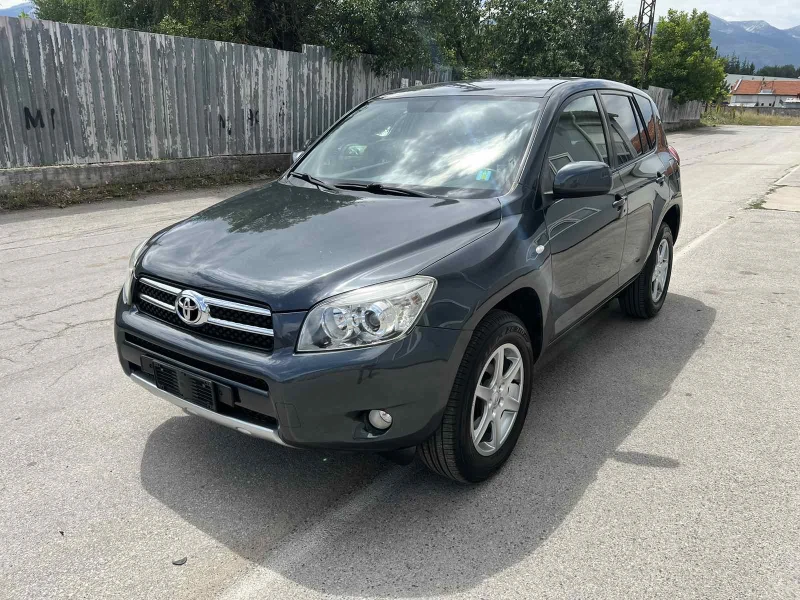 Toyota Rav4 2.0 Автомат 2 компл.гуми и джанти, снимка 1 - Автомобили и джипове - 49285366