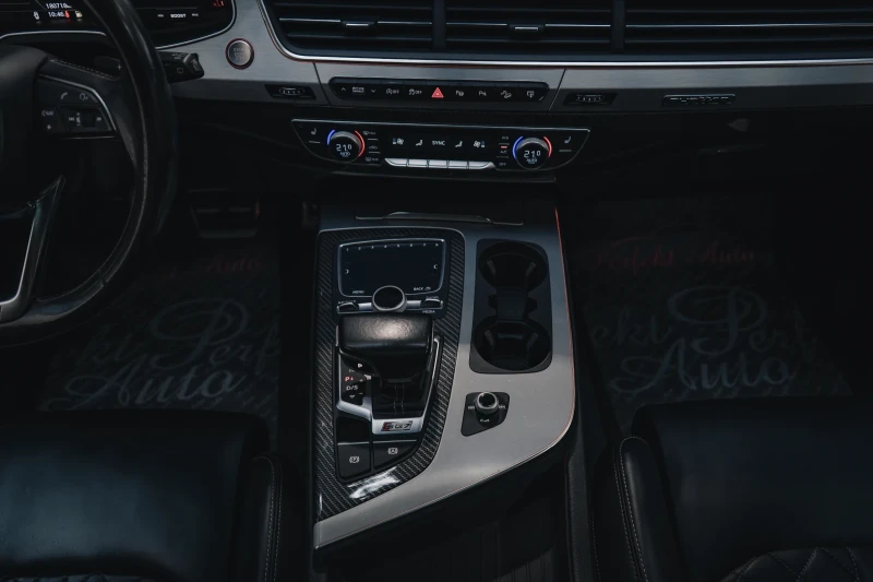 Audi SQ7 QUATTRO * ПАНОРАМА * HEAD UP * BOSE , снимка 9 - Автомобили и джипове - 51912117
