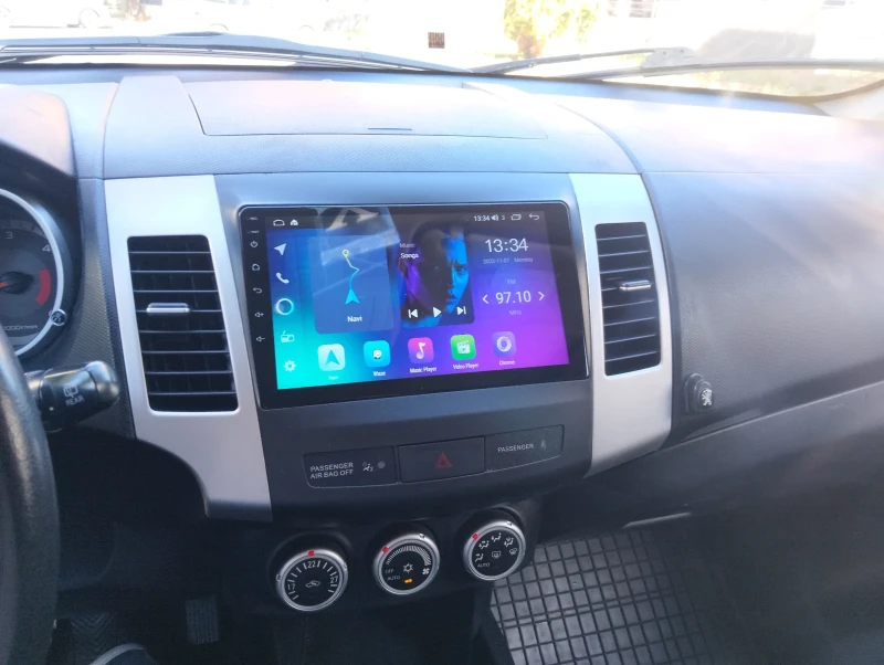 Peugeot 4007, снимка 11 - Автомобили и джипове - 51955541