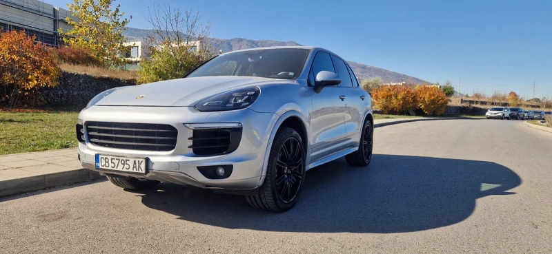 Porsche Cayenne, снимка 3 - Автомобили и джипове - 52670519