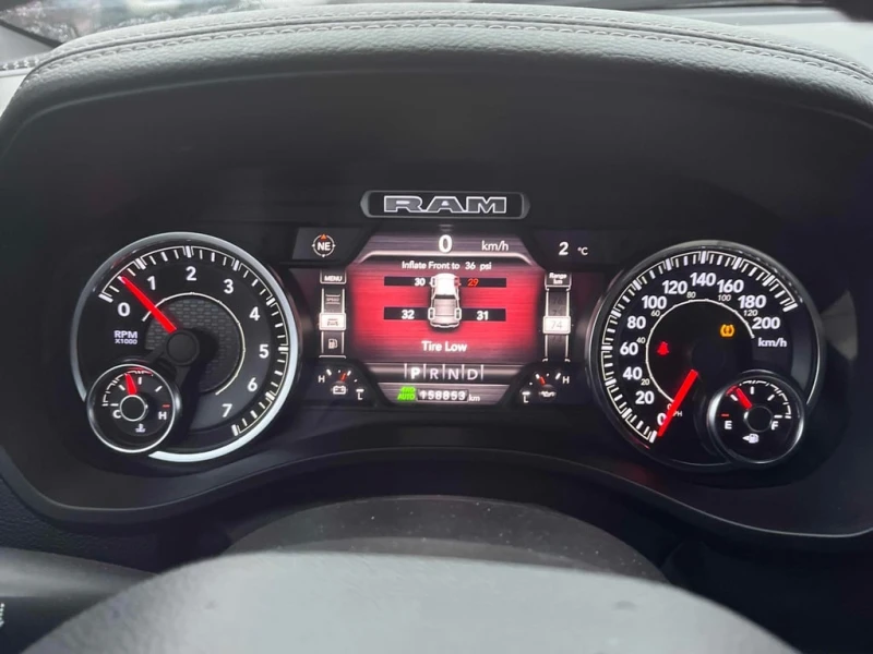 Dodge RAM 1500 * Sport * CARFAX * БЕЗ ПЪРВОНАЧАЛНА ВНОСКА, снимка 8 - Автомобили и джипове - 53014268