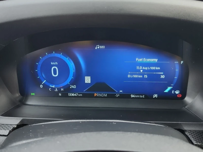 Ford Explorer ST* 360View* Parking Assist* CarPlay* Blind Spot* , снимка 8 - Автомобили и джипове - 53230577