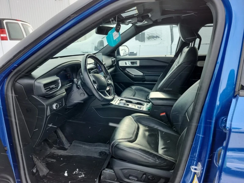Ford Explorer ST* 360View* Parking Assist* CarPlay* Blind Spot* , снимка 6 - Автомобили и джипове - 53230577