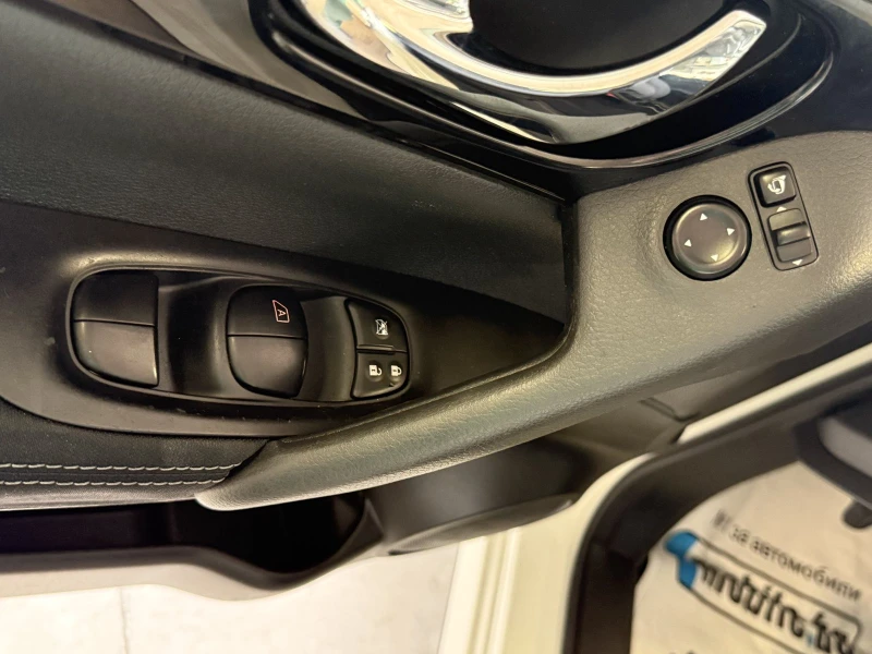 Nissan Qashqai 1.5 dci Euro 6B "TOP", снимка 15 - Автомобили и джипове - 53327159