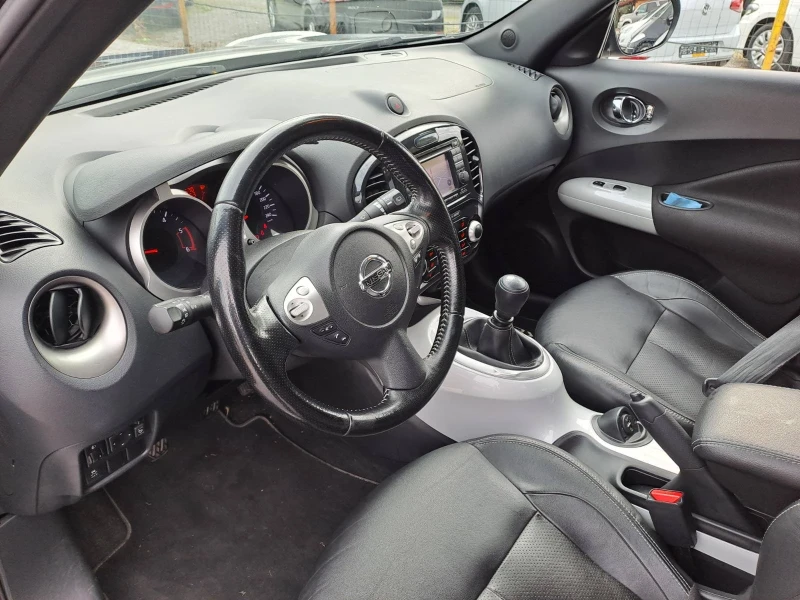 Nissan Juke, снимка 10 - Автомобили и джипове - 53356693