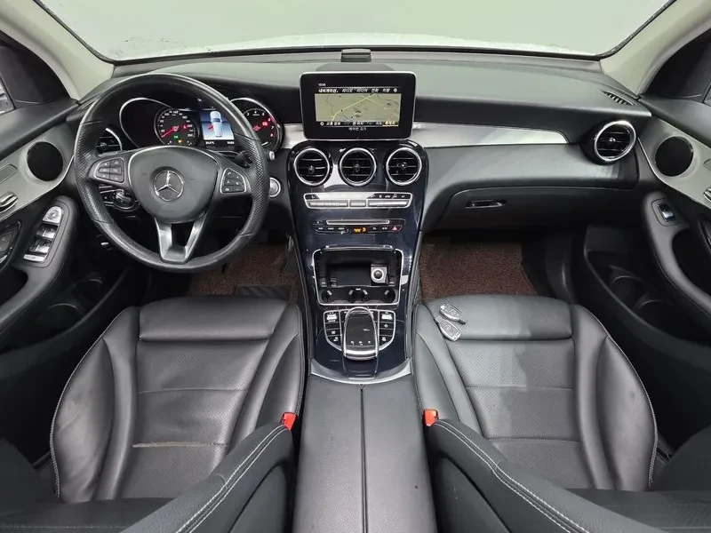 Mercedes-Benz GLC 350 4MATIC - САМО 30% АВАНС, снимка 7 - Автомобили и джипове - 56071782