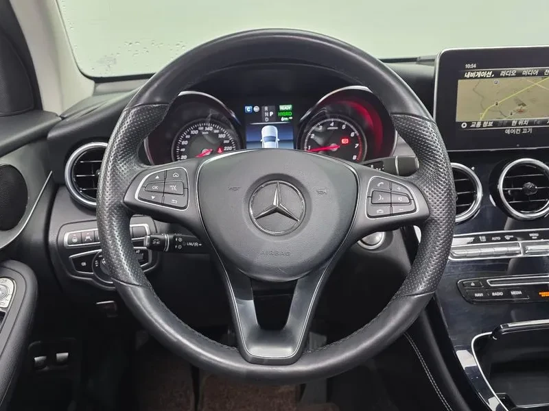 Mercedes-Benz GLC 350 4MATIC - САМО 30% АВАНС, снимка 14 - Автомобили и джипове - 56071782