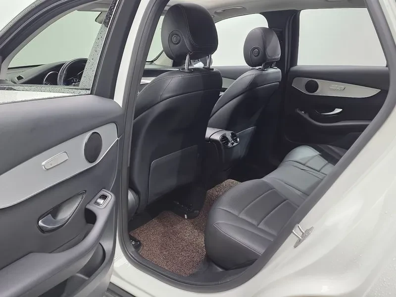 Mercedes-Benz GLC 350 4MATIC - САМО 30% АВАНС, снимка 12 - Автомобили и джипове - 56071782