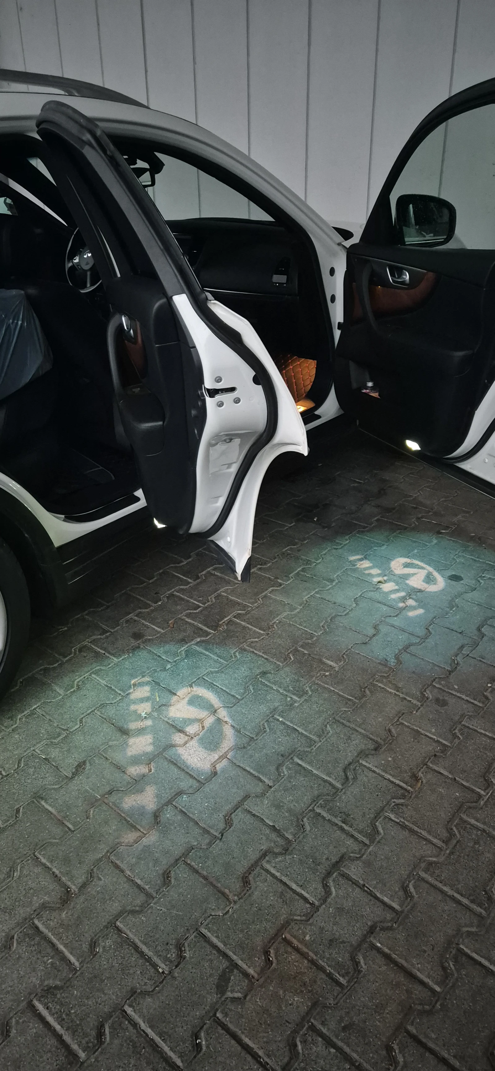 Infiniti QX70 3.7ULTIMAT | Mobile.bg � ����������� 17