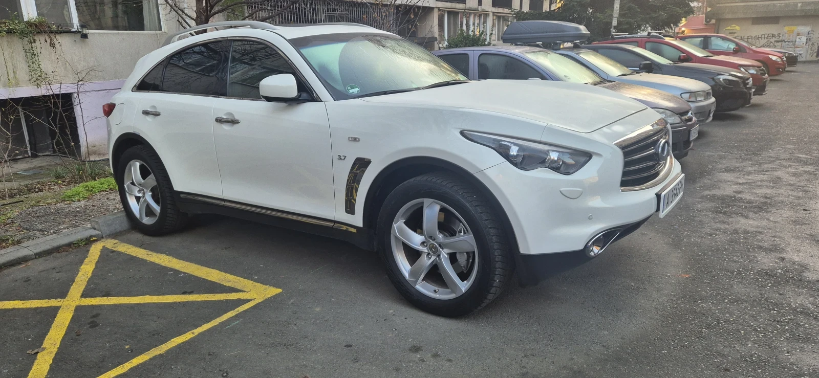 Infiniti QX70 3.7ULTIMAT - изображение 4