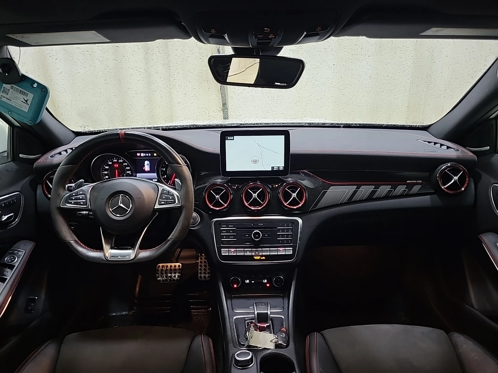 Mercedes-Benz GLA 45 AMG * 4MATIC * CARFAX * БЕЗ ПЪРВОНАЧАЛНА ВНОСКА - изображение 8