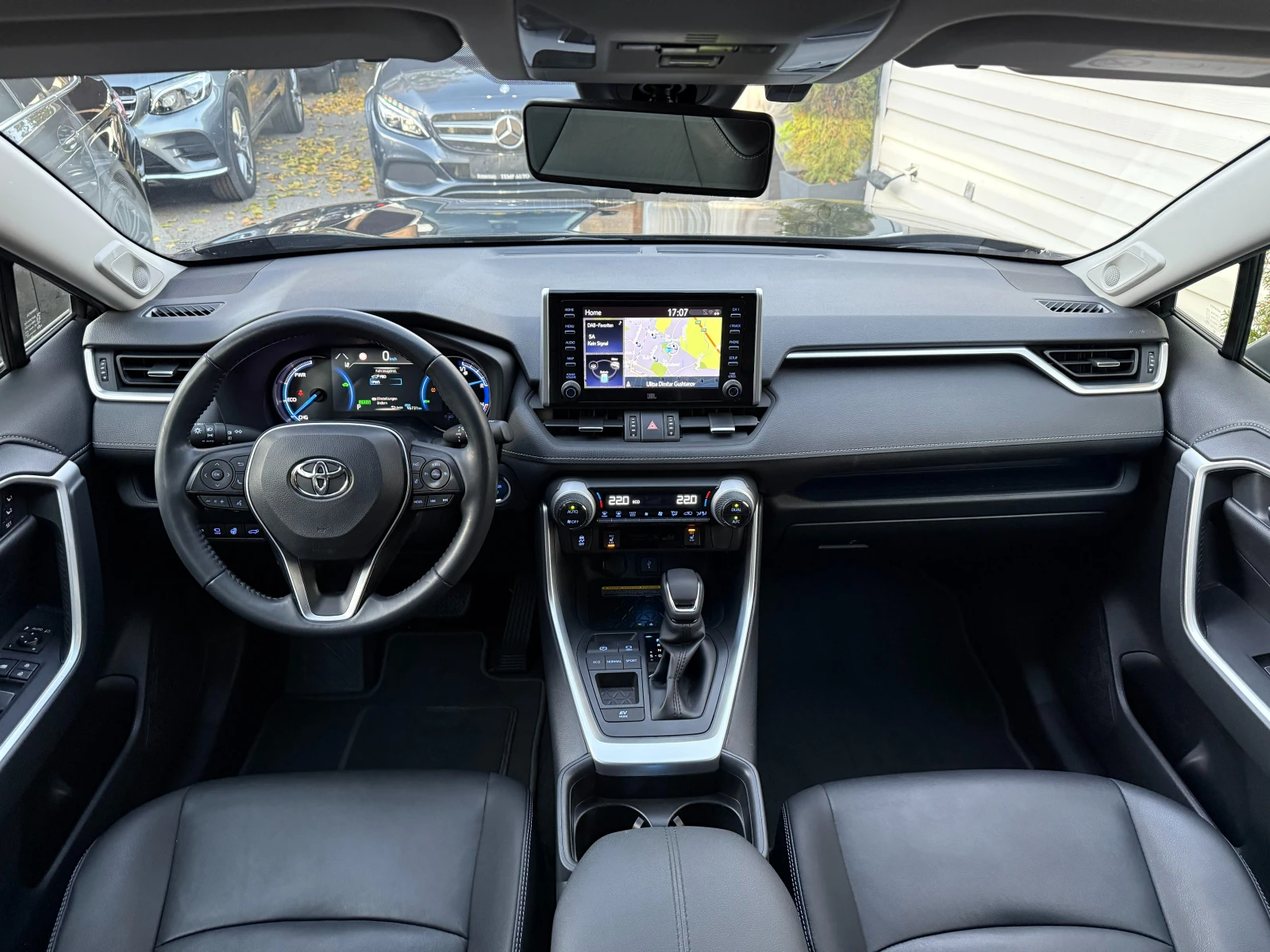 Toyota Rav4 2.5 Hybrid* СЕРВИЗНА КНИЖКА С ПЪЛНА ИСТОРИЯ - изображение 9