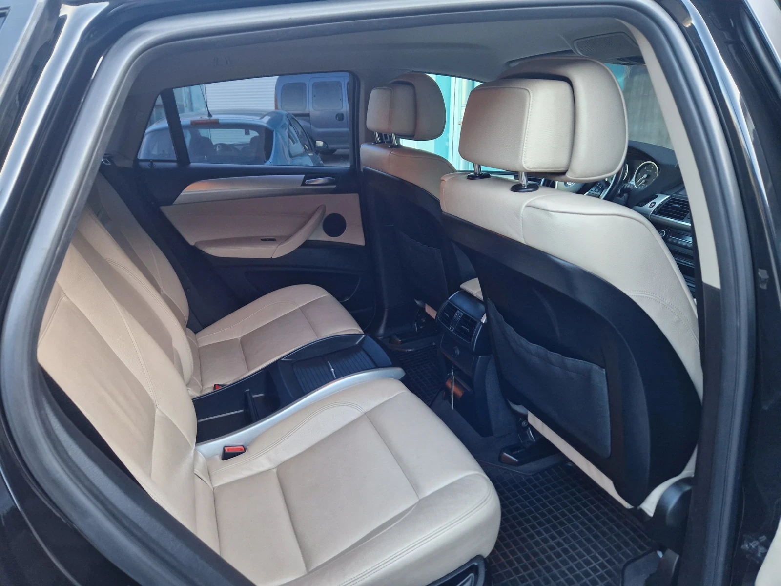 BMW X6, снимка 11 - Автомобили и джипове - 53802927