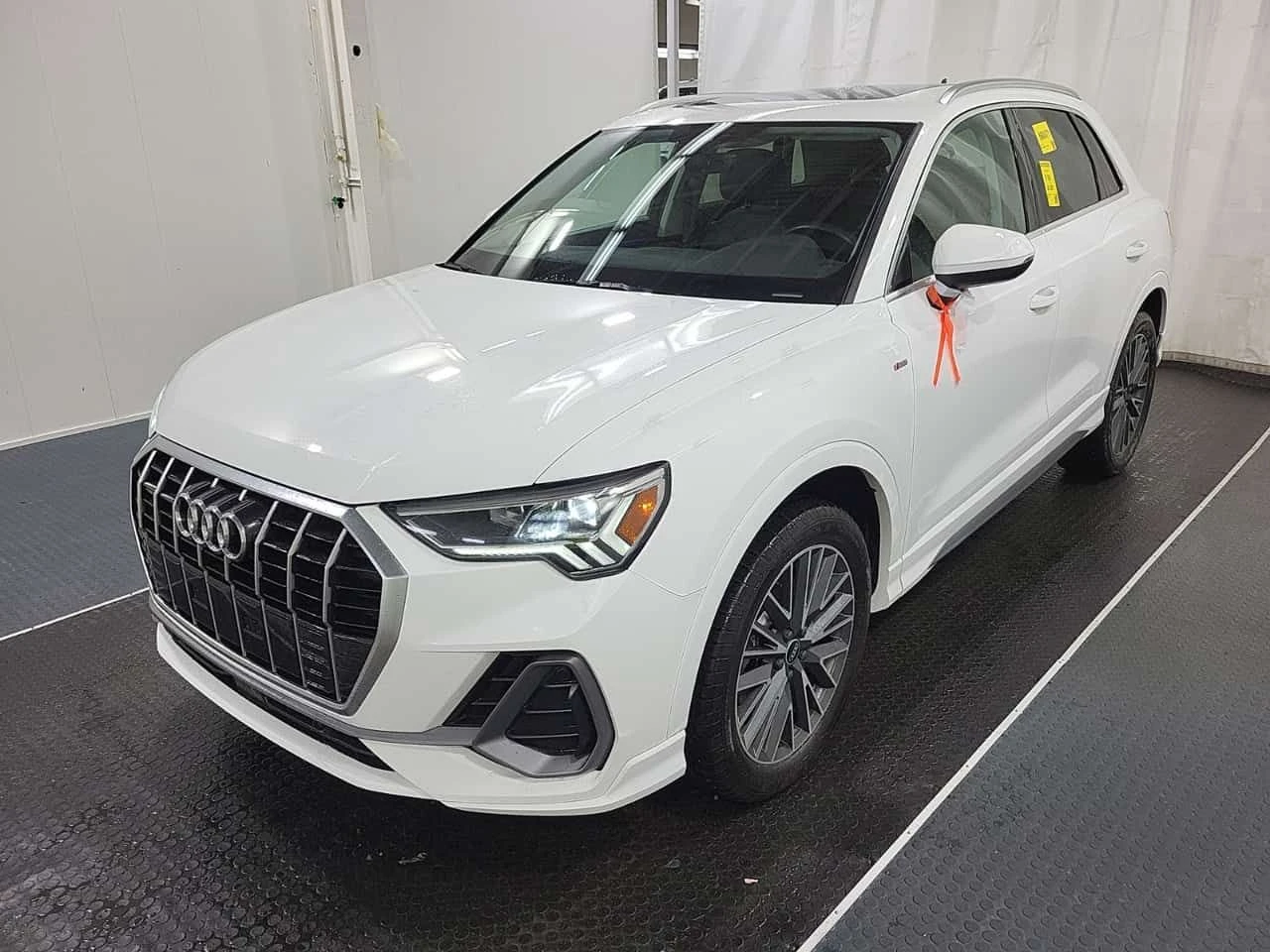 Audi Q3 * PROGRESSIV * ПОДГРЕВ * ДВА КЛЮЧА * ПАНОРАМА 