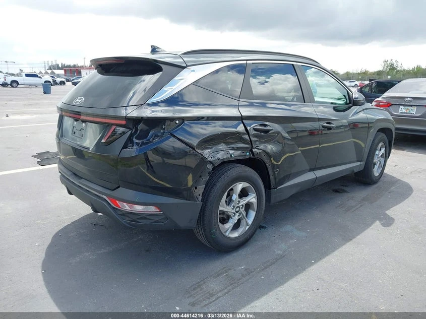 Hyundai Tucson 2.5l Sel, снимка 4 - Автомобили и джипове - 54071689