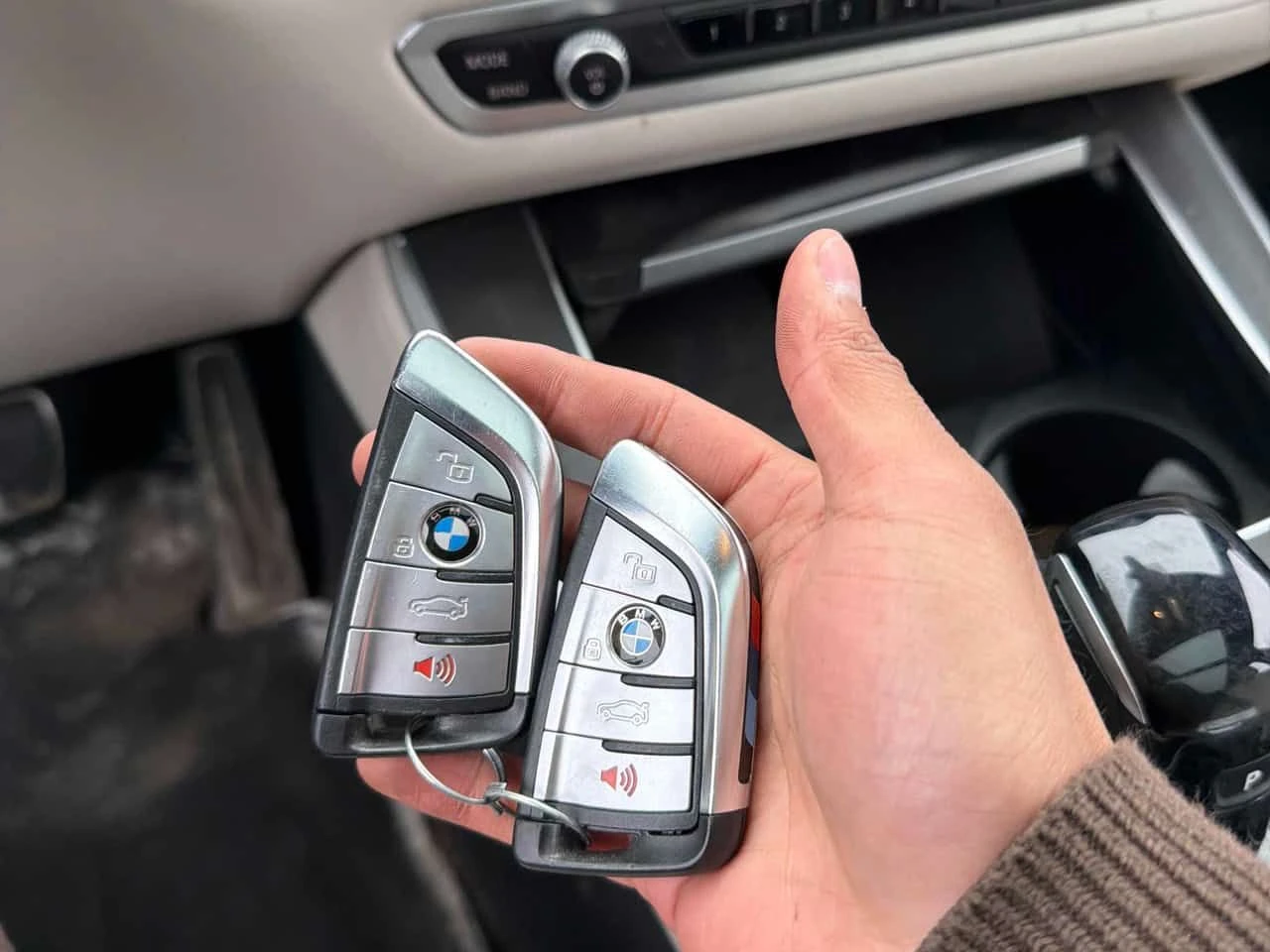 BMW X5 | 360 | HUD | ПАНОРАМА | ДВА КЛЮЧА | , снимка 10 - Автомобили и джипове - 54360381