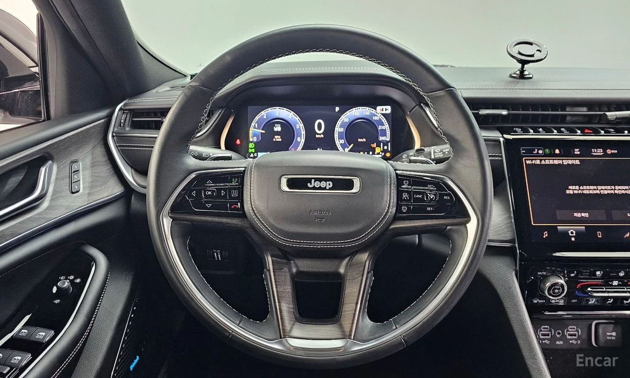 Jeep Grand cherokee 3.6* V6* OVERLAND* ПОДГРЕВ* ОБДУХВАНЕ* 360КАМЕРА* , снимка 7 - Автомобили и джипове - 54737448