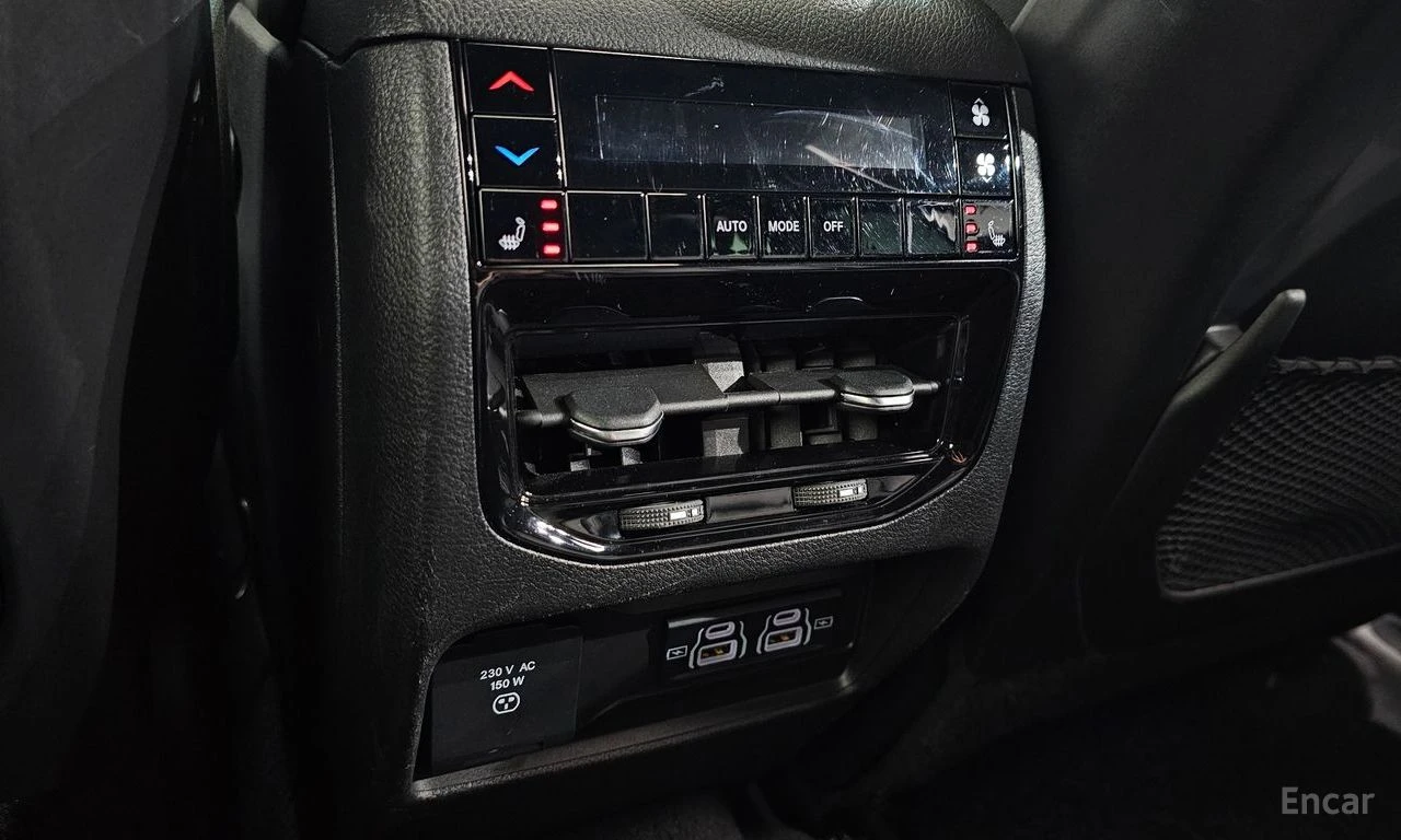 Jeep Grand cherokee 3.6* V6* OVERLAND* ПОДГРЕВ* ОБДУХВАНЕ* 360КАМЕРА* , снимка 15 - Автомобили и джипове - 54737448