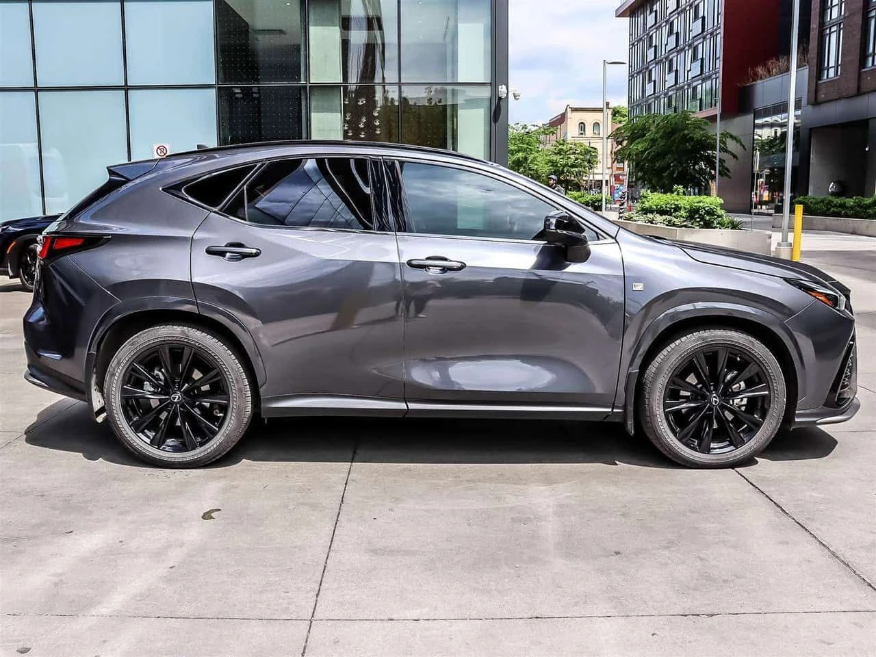 Lexus NX 350| F Sport Pkg 2| Carfax, снимка 3 - Автомобили и джипове - 55003120
