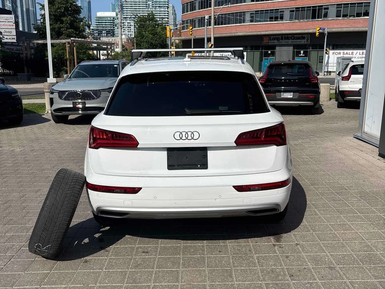 Audi Q5 Technik | DISTRONIC | 360 | ОБДУХВАНЕ | ПАНОРАМА| , снимка 4 - Автомобили и джипове - 55327756
